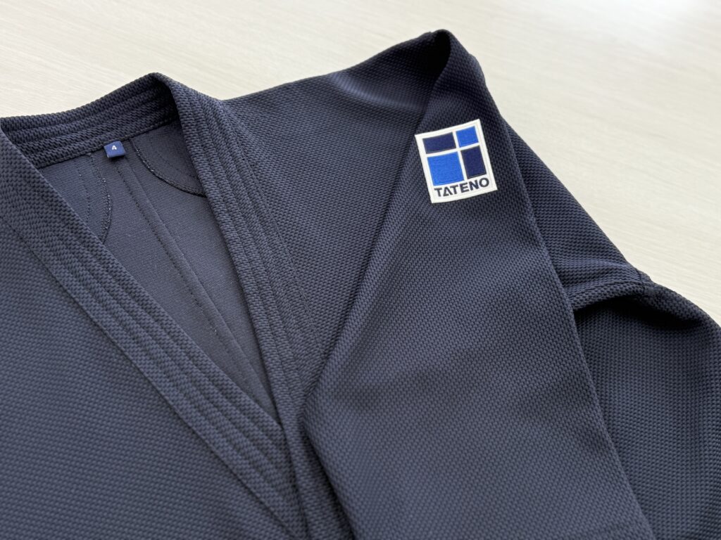 舘野商事㈱のロゴ入り剣道着